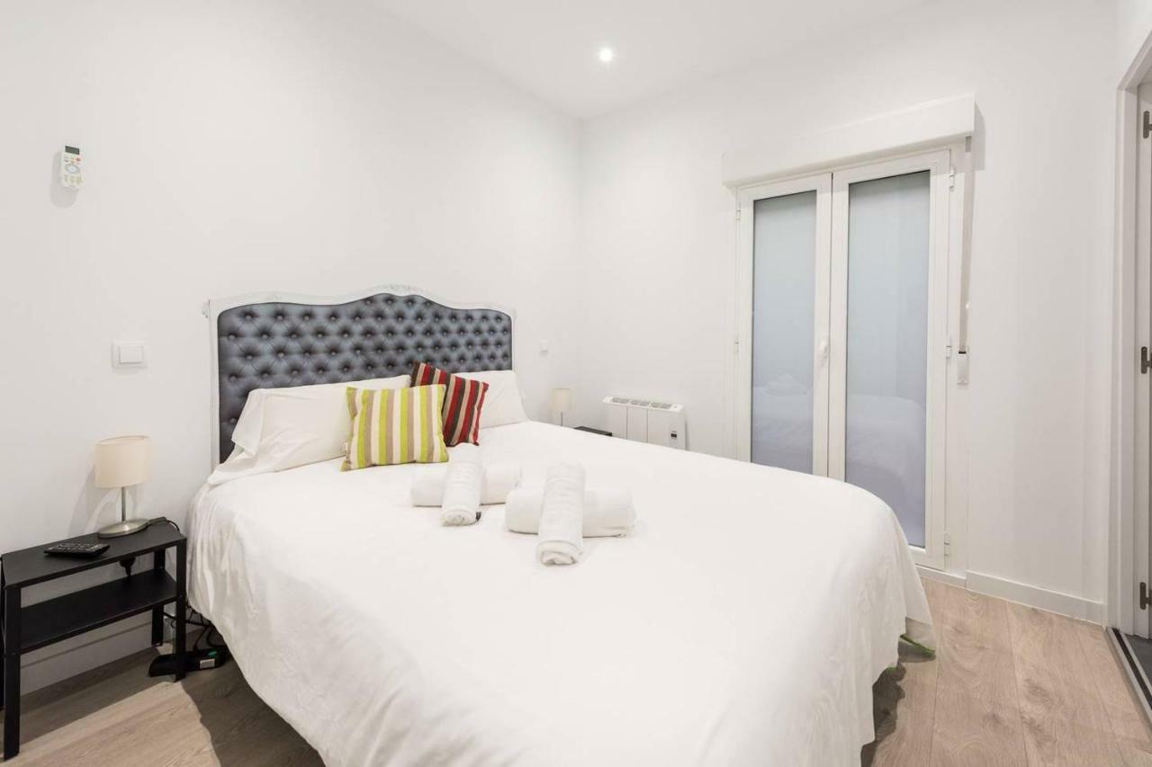 Modern With Ideal Location Next To Atocha Station Madrid Eksteriør billede