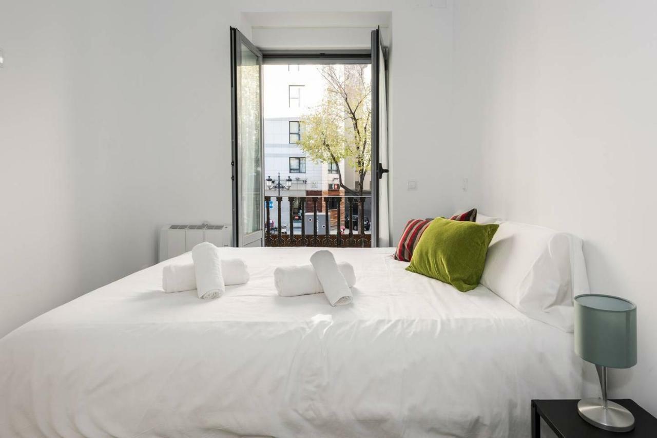 Modern With Ideal Location Next To Atocha Station Madrid Eksteriør billede