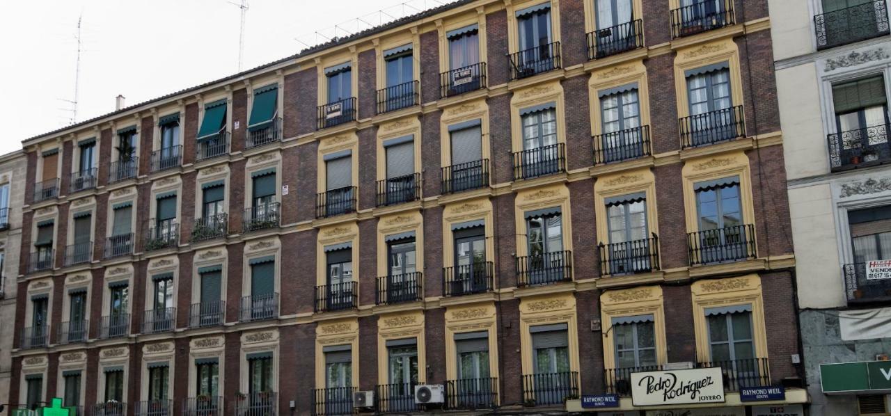 Modern With Ideal Location Next To Atocha Station Madrid Eksteriør billede
