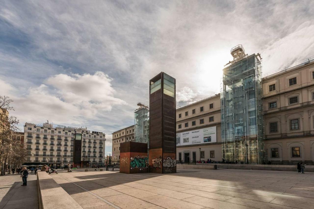 Modern With Ideal Location Next To Atocha Station Madrid Eksteriør billede