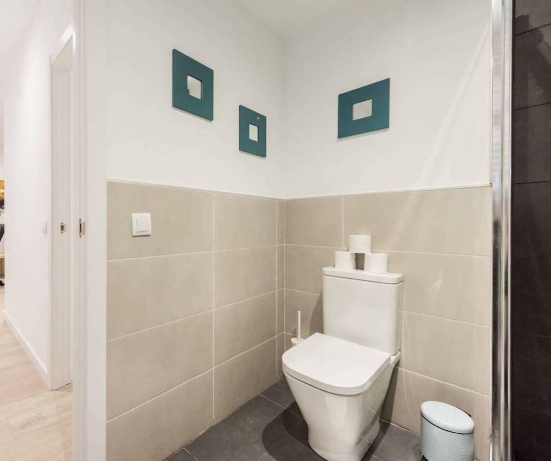 Modern With Ideal Location Next To Atocha Station Madrid Eksteriør billede