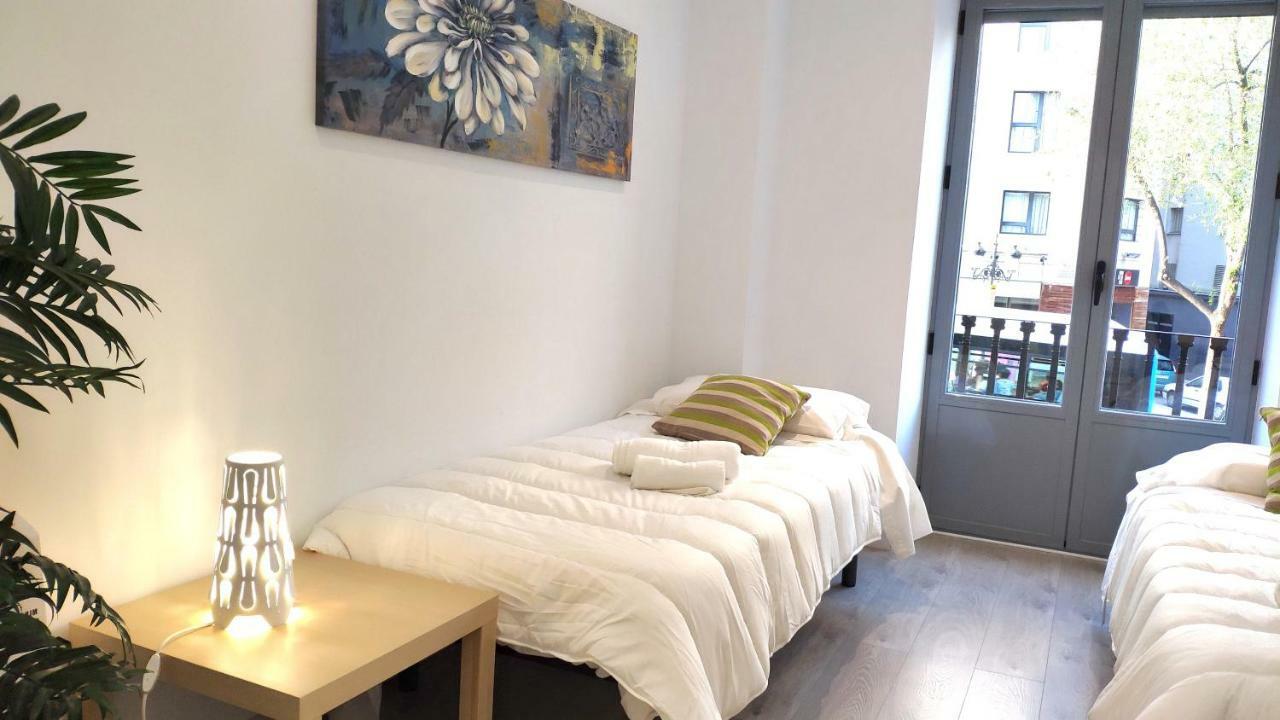 Modern With Ideal Location Next To Atocha Station Madrid Eksteriør billede